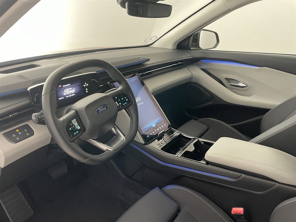 Ford Explorer 84 Select Extended Range AWD 5d