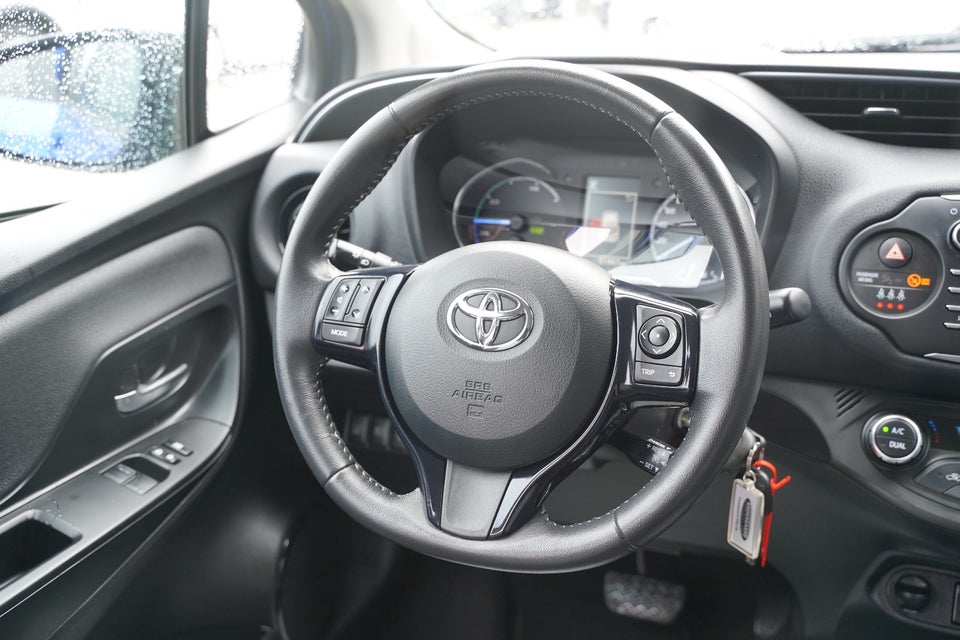 Toyota Yaris 1,5 Hybrid H2 Premium e-CVT 5d