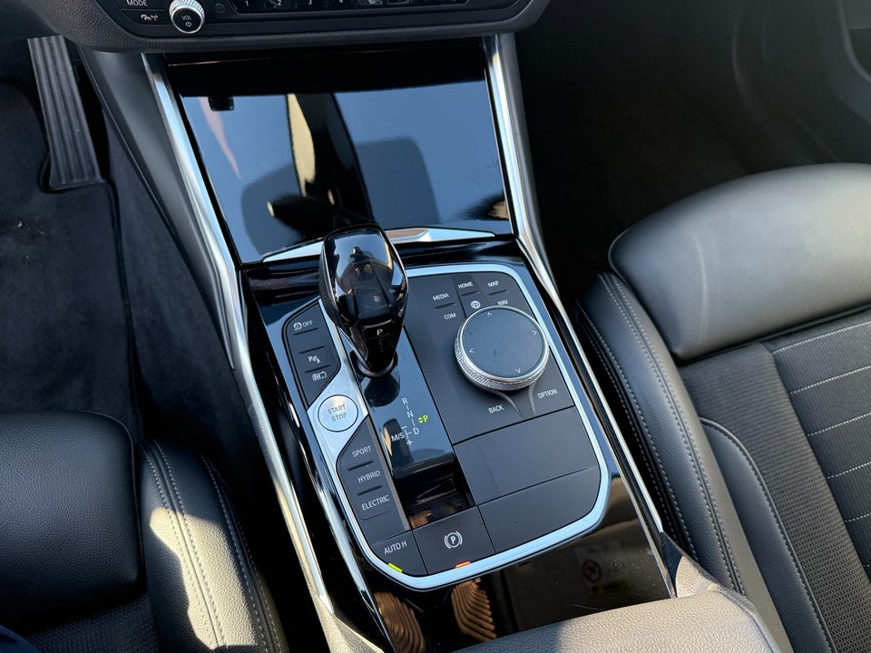 BMW 330e 2,0 Touring Sport Line aut. 5d