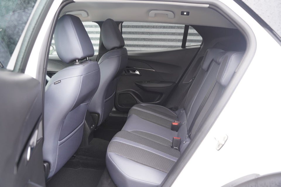 Peugeot 2008 1,2 PureTech 130 Edition:210+ 5d