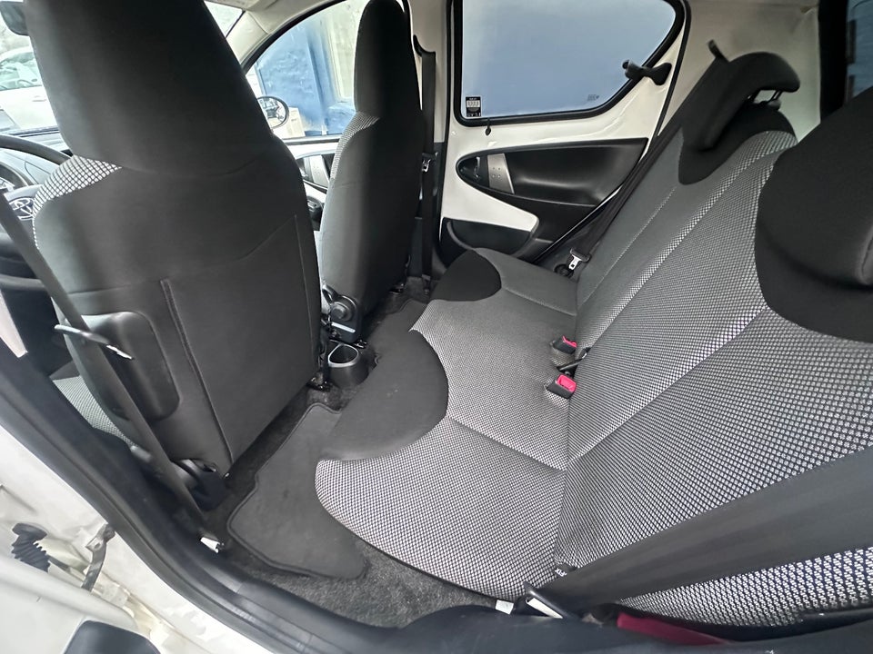 Toyota Aygo 1,0 VVT-i T1 5d