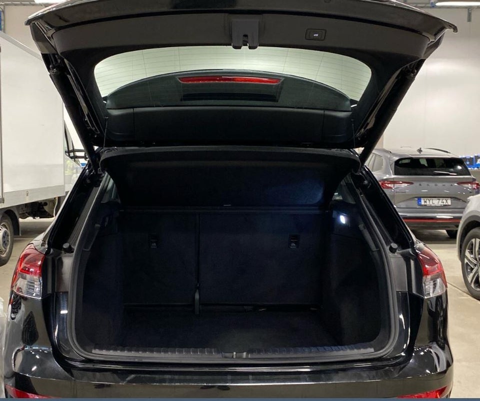 Audi Q4 e-tron 40  5d