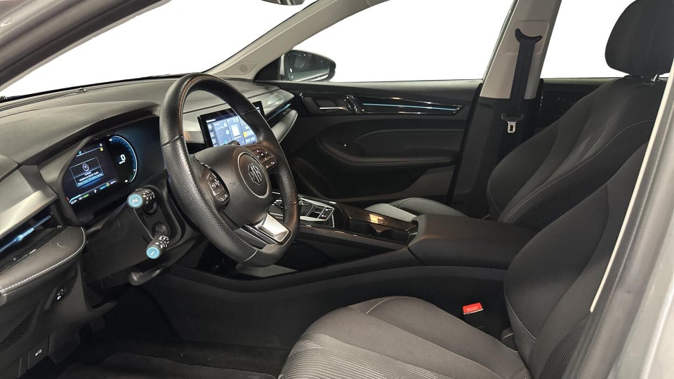 MG MG5 61 Comfort 5d