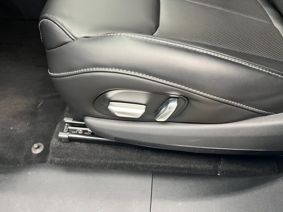 Xpeng G6 Performance 5d