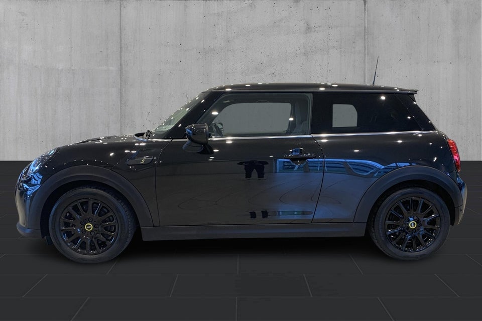 MINI Cooper SE Classic Trim 3d