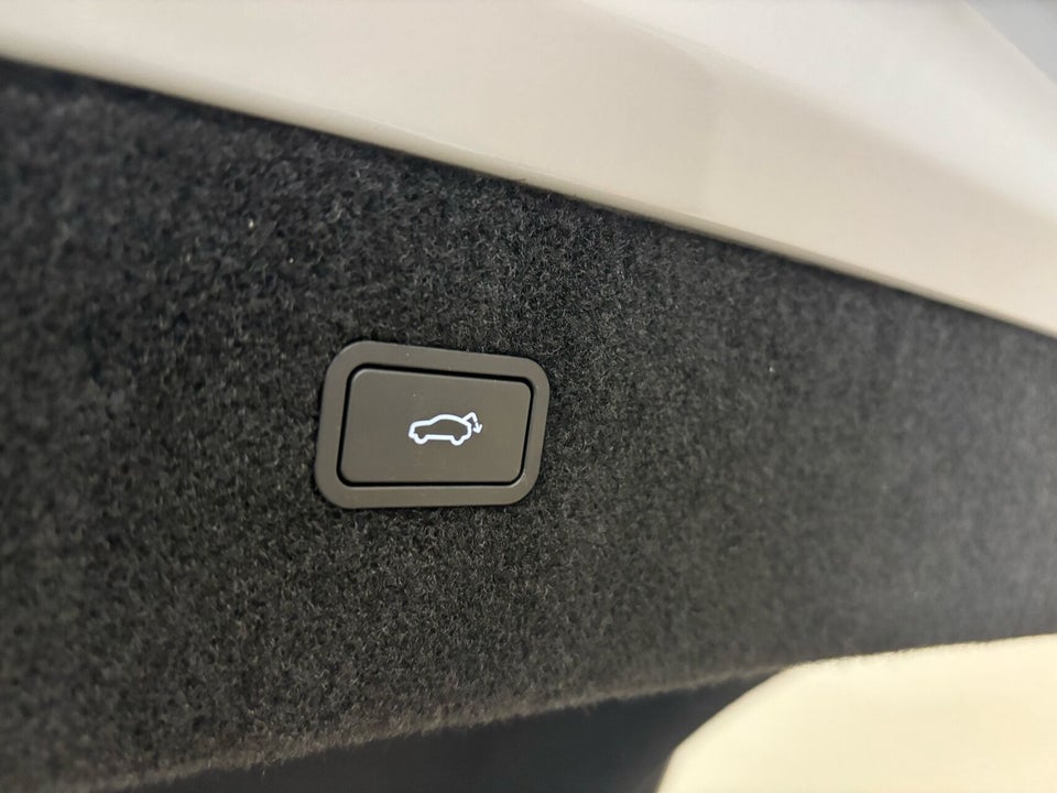 Polestar 4 Long Range AWD 5d