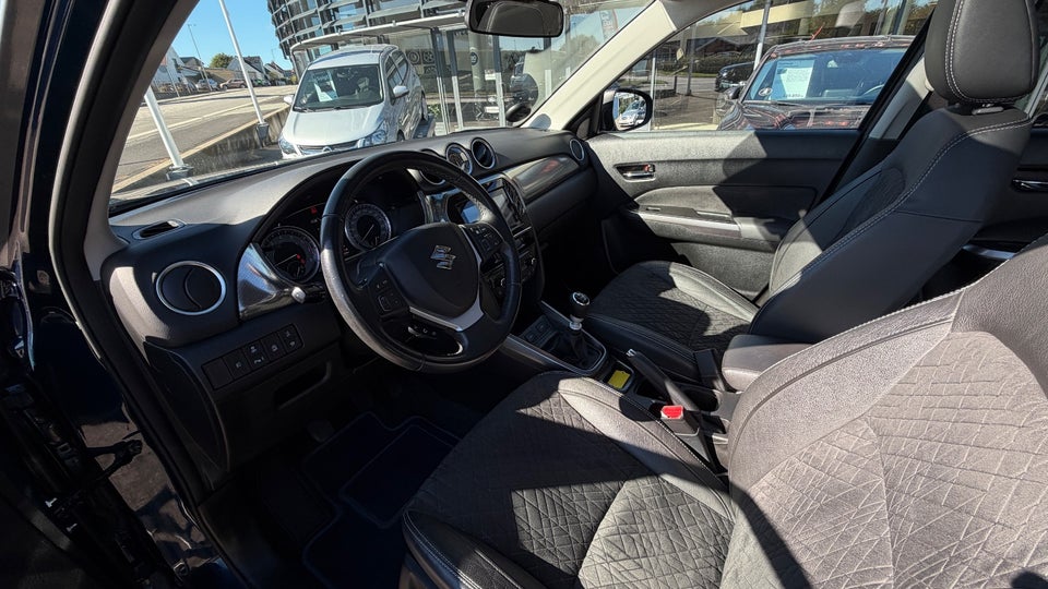 Suzuki Vitara 1,4 mHybrid Active 5d