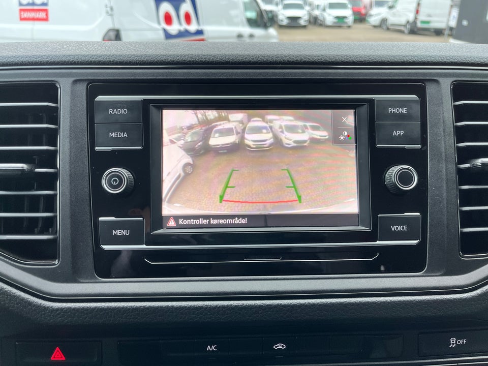 VW Crafter 30 2,0 TDi 177 Kassevogn L3H2