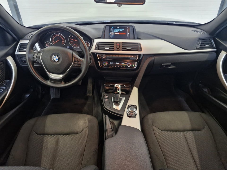 BMW 318i 1,5 aut. 4d