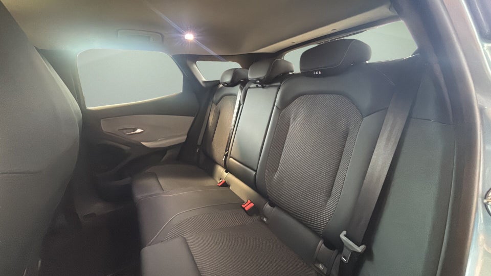 Ford Explorer 79 Select Extended Range AWD 5d