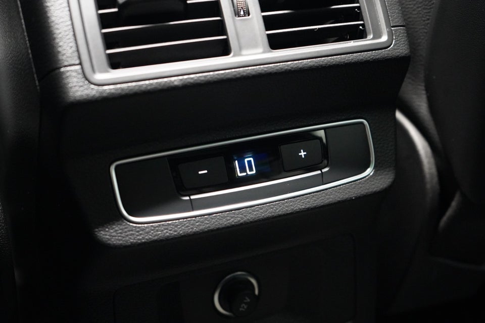 Audi Q5 55 TFSi e Sport quattro S-tr. 5d