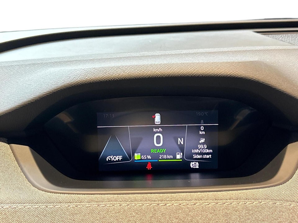 Skoda Enyaq 60 iV Plus 5d