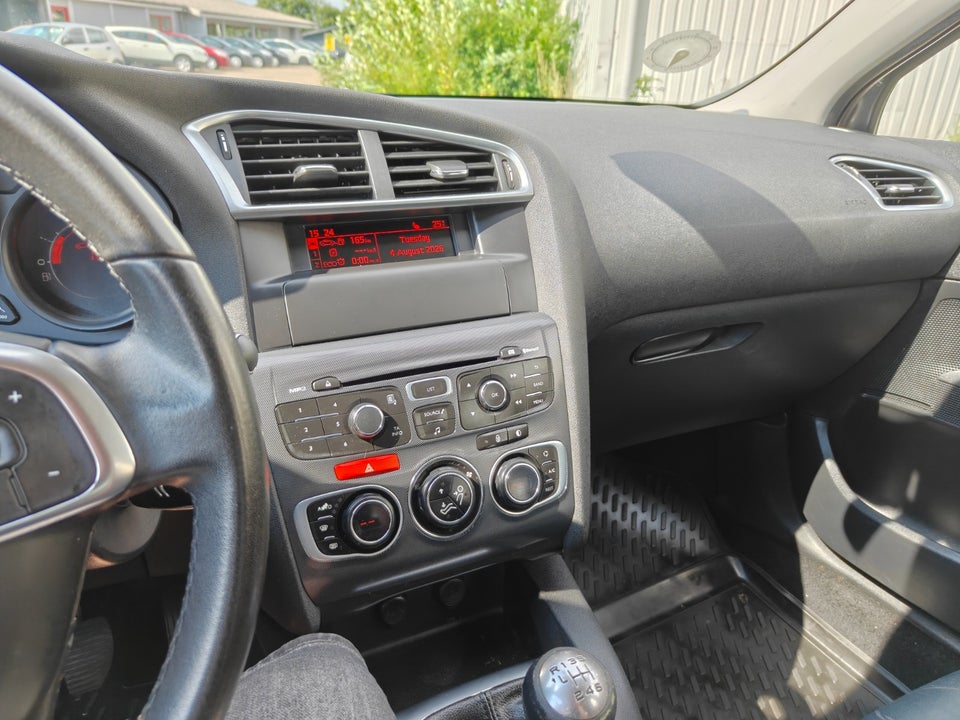 Citroën C4 1,2 PureTech 130 Attraction 5d