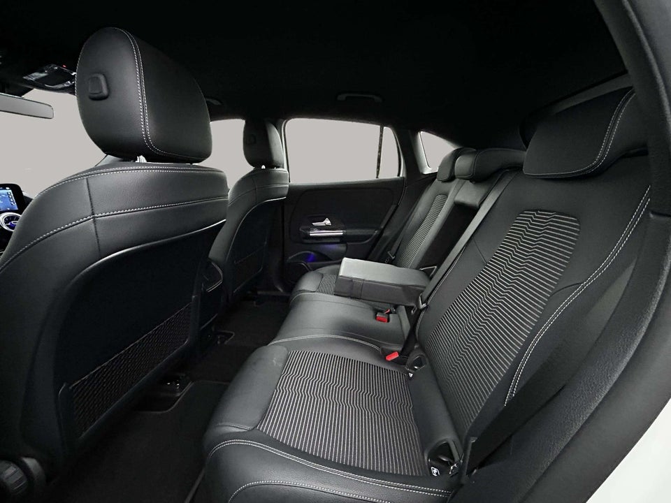 Mercedes EQA250 Progressive 5d