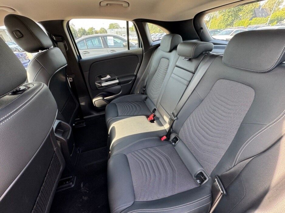 Mercedes EQA250 Progressive 5d