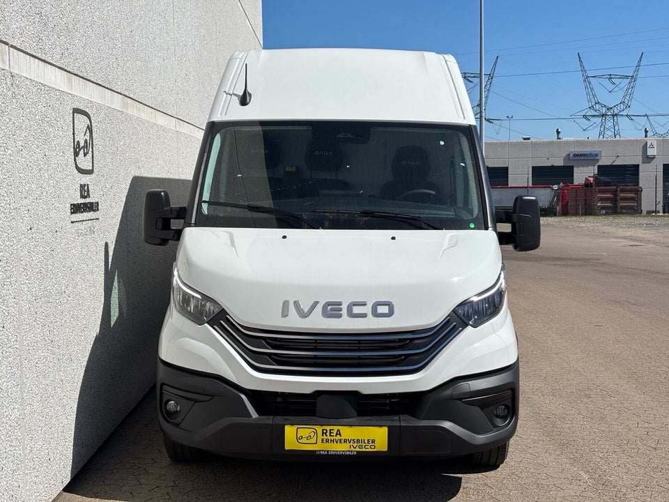 Iveco Daily 3,0 35S18 12m³ Van AG8