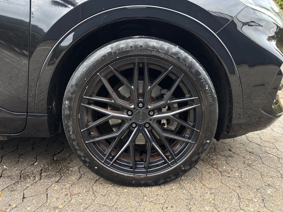Ford Kuga 2,5 PHEV ST-Line CVT 5d