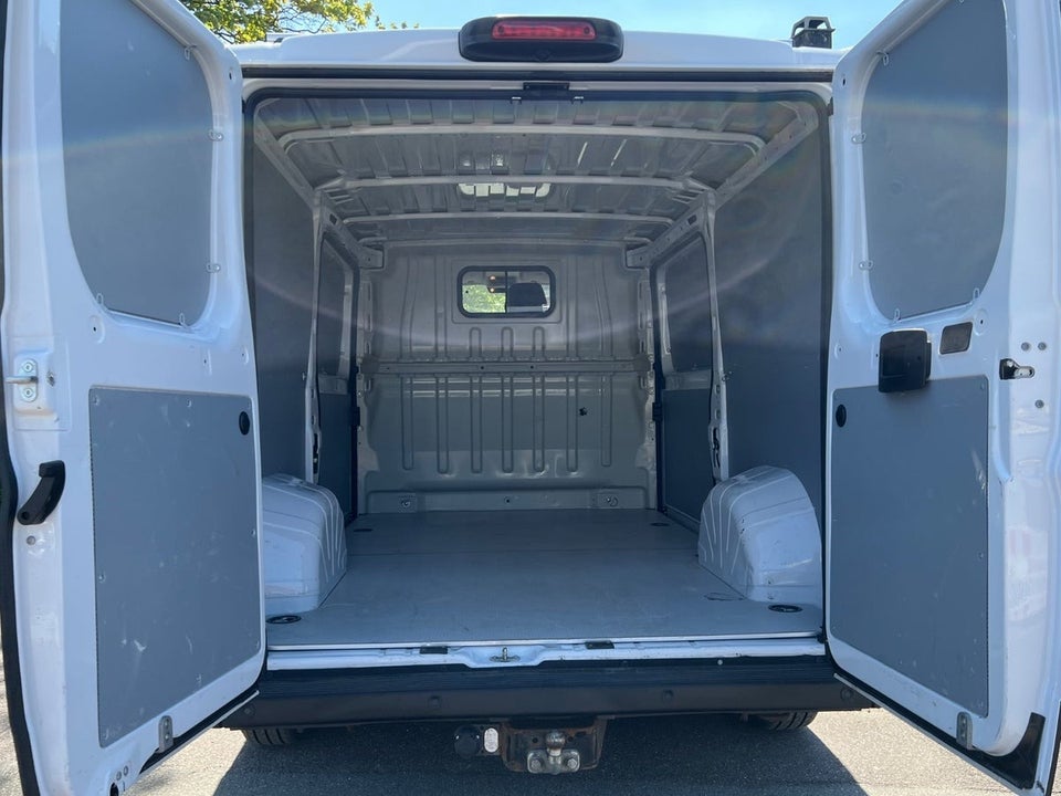 Peugeot Boxer 333 2,2 BlueHDi 165 L2H1 Premium