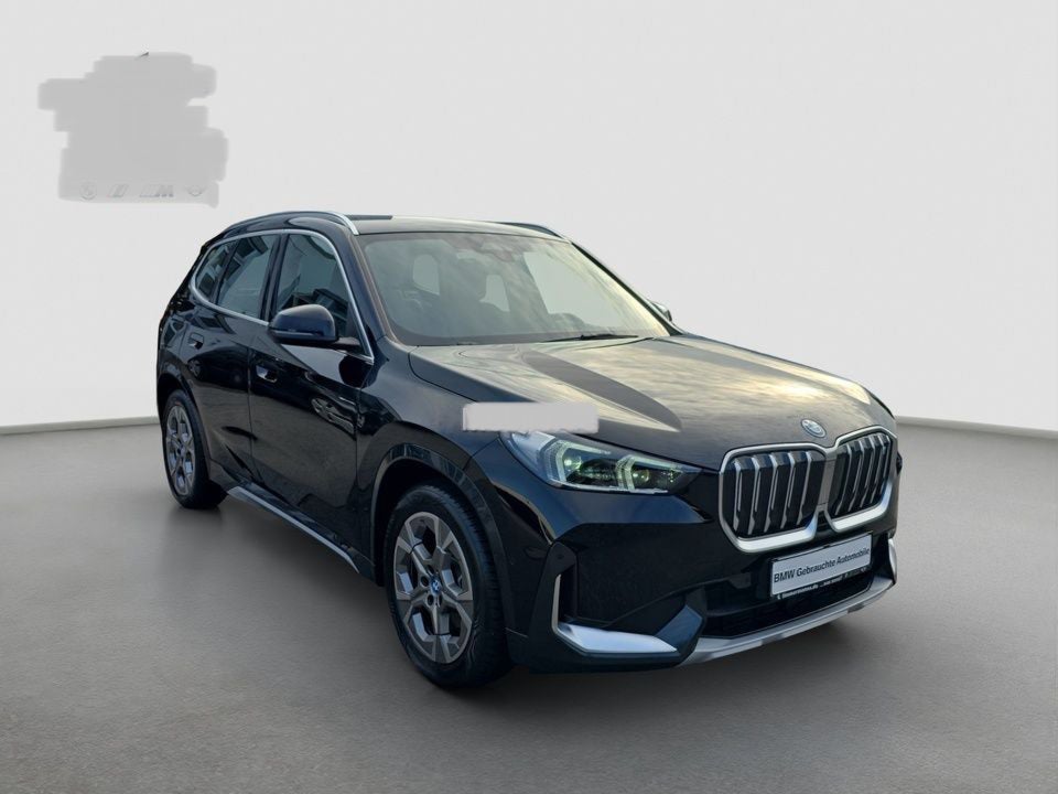 BMW iX1 xDrive30 X-Line 5d