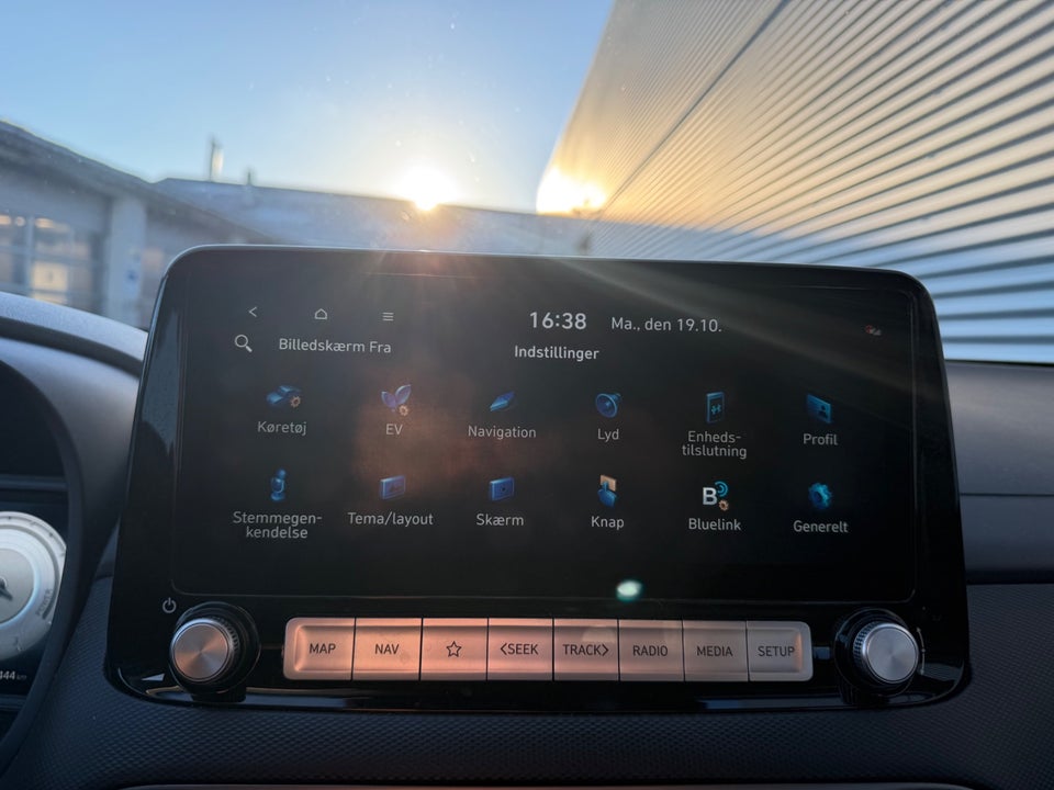 Hyundai Kona 64 EV Advanced 5d