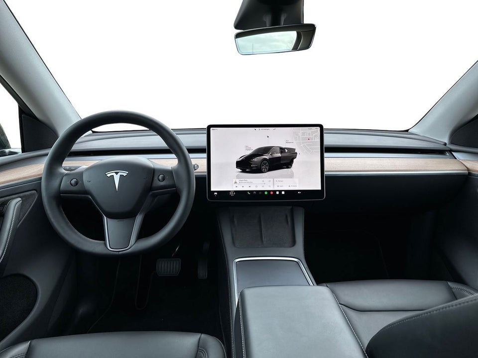 Tesla Model Y Long Range AWD 5d