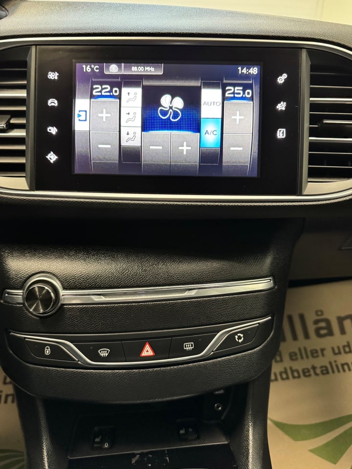 Peugeot 308 1,6 BlueHDi 120 Style SW 5d