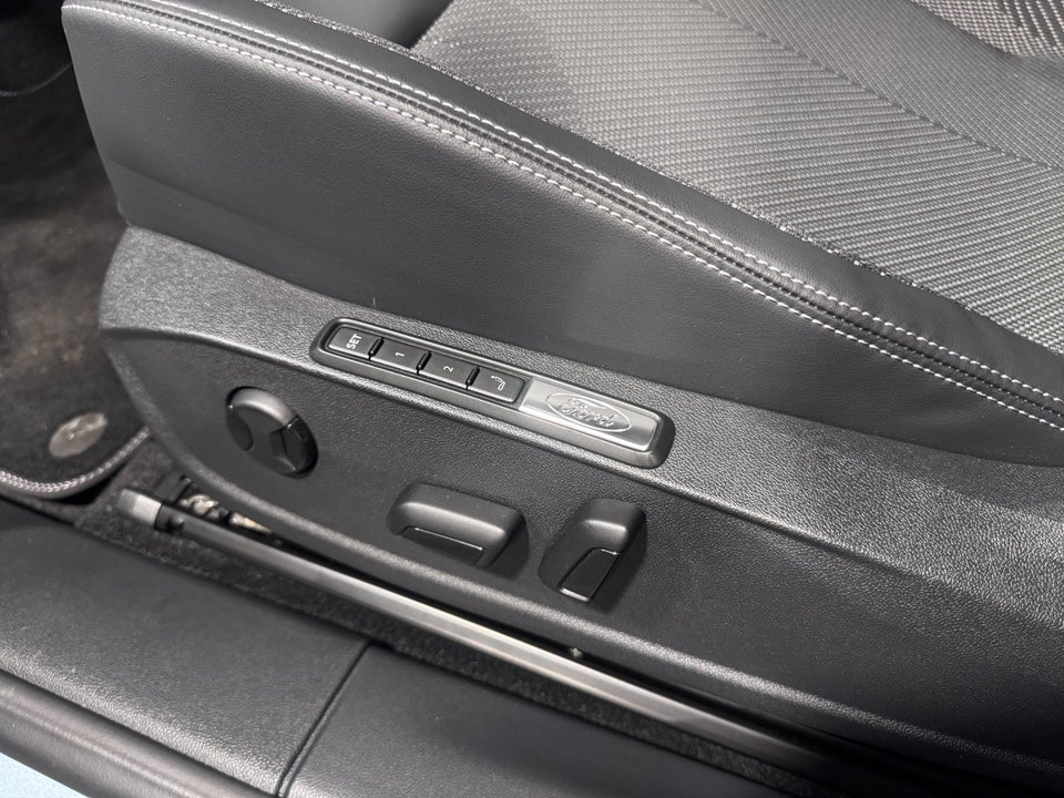 Ford Explorer 77 Select Extended Range 5d