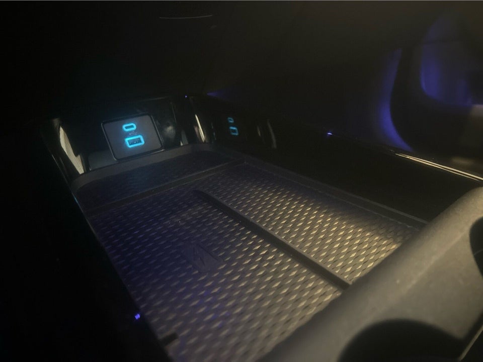 Ford Mustang Mach-E 98 Premium Extended Range AWD 5d