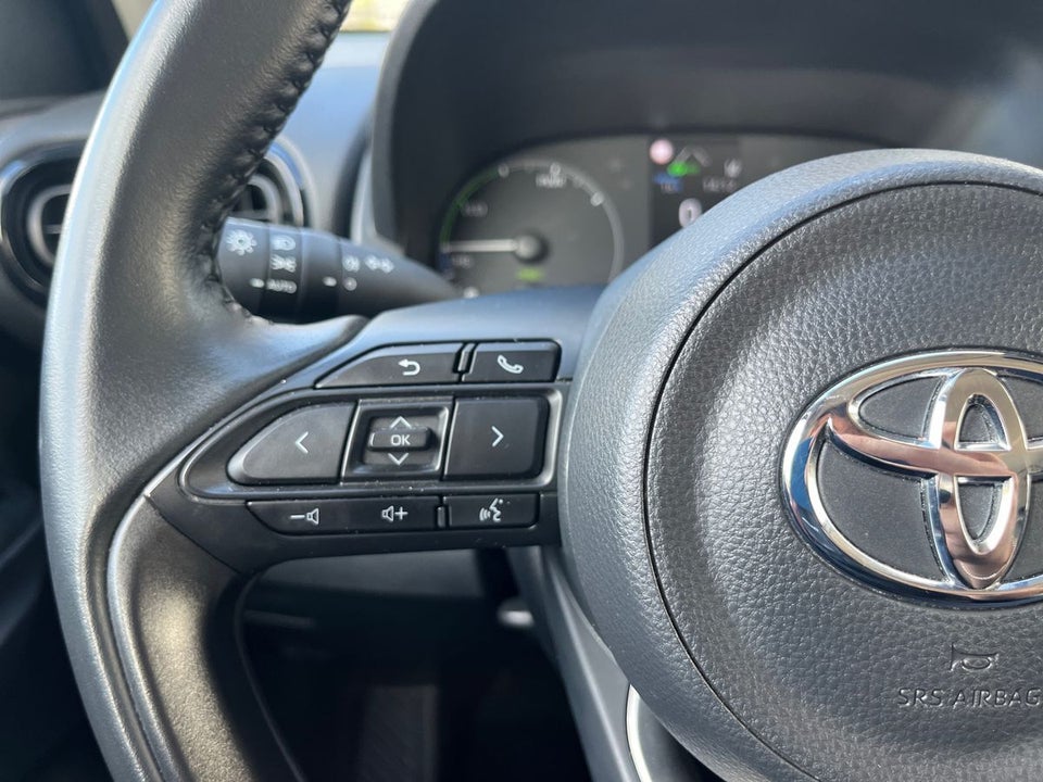 Toyota Yaris 1,5 Hybrid Essential Comfort e-CVT 5d