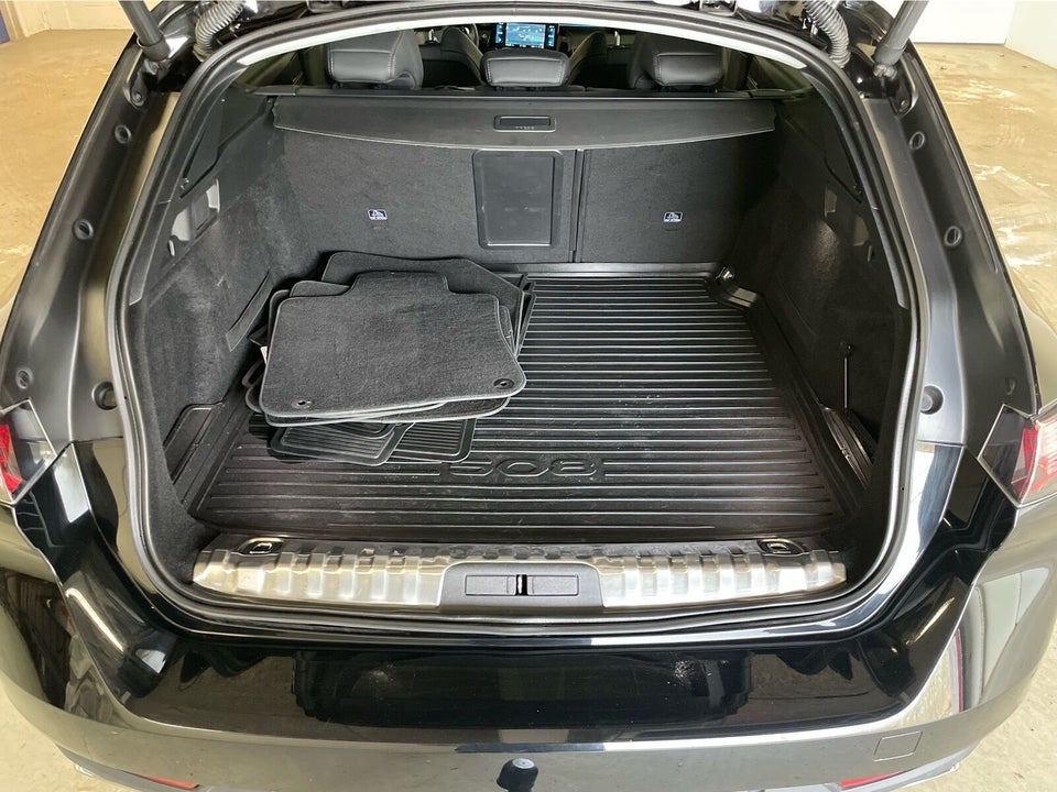 Peugeot 508 1,5 BlueHDi 130 Allure Grand SW EAT8 5d