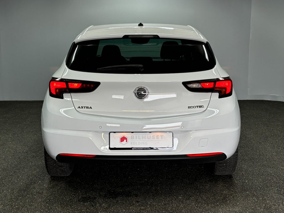 Opel Astra 1,0 T 105 Excite 5d