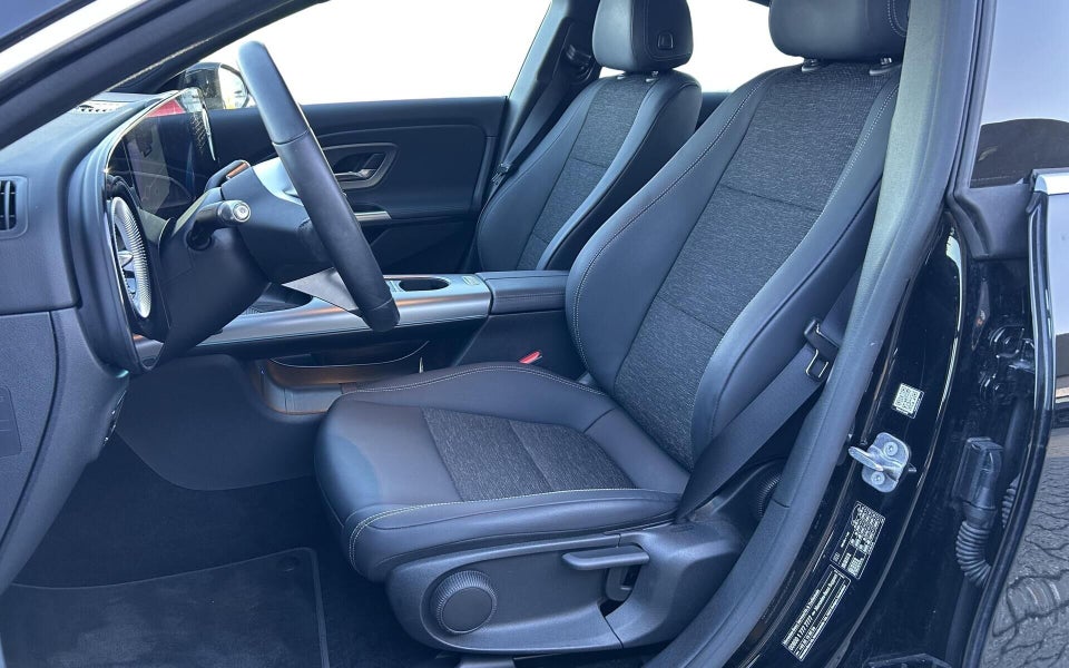 Mercedes CLA250+ electric Advance Plus 4d