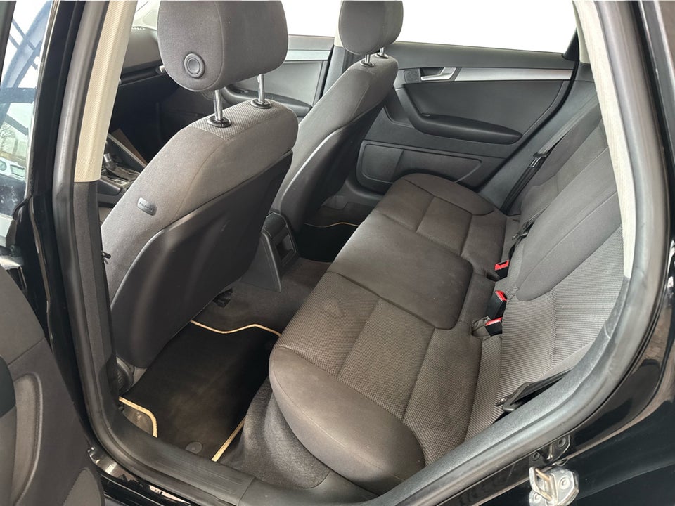 Audi A3 1,6 TDi Ambiente Sportback S-tr. 5d