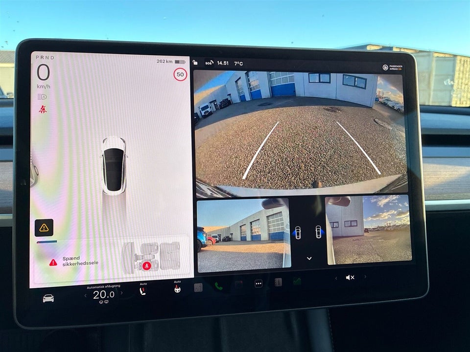 Tesla Model 3 Long Range AWD 4d