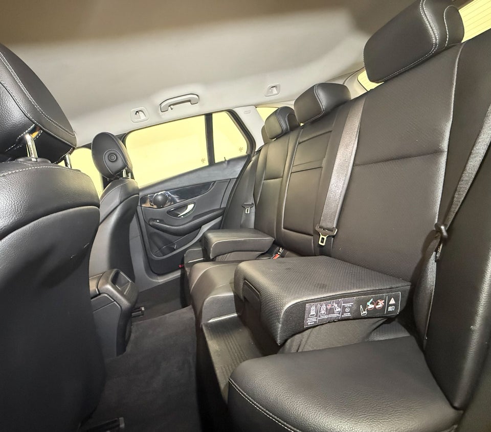 Mercedes C200 d 2,2 Avantgarde stc. aut. 5d