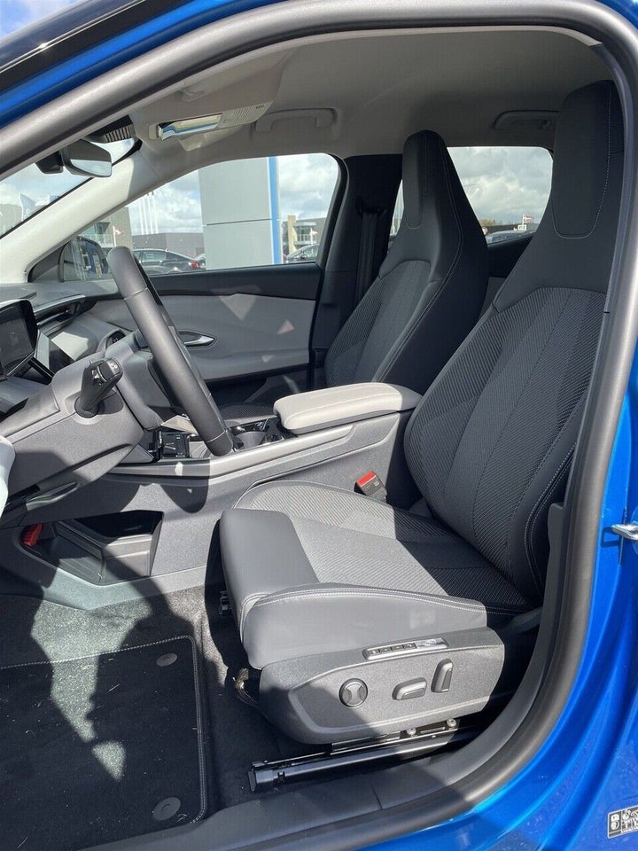 Ford Explorer 82 Select Extended Range 5d