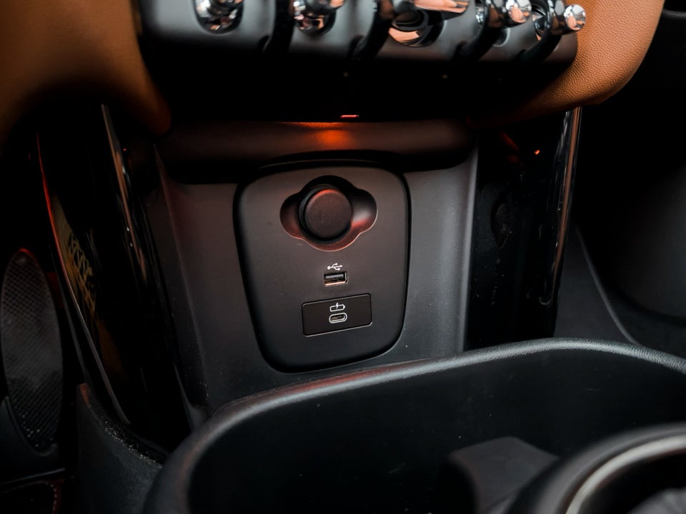 MINI Cooper SE Younique Trim 3d