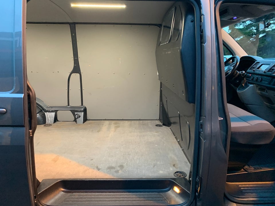 VW Transporter 2,0 TDi 140 Kombi lang DSG