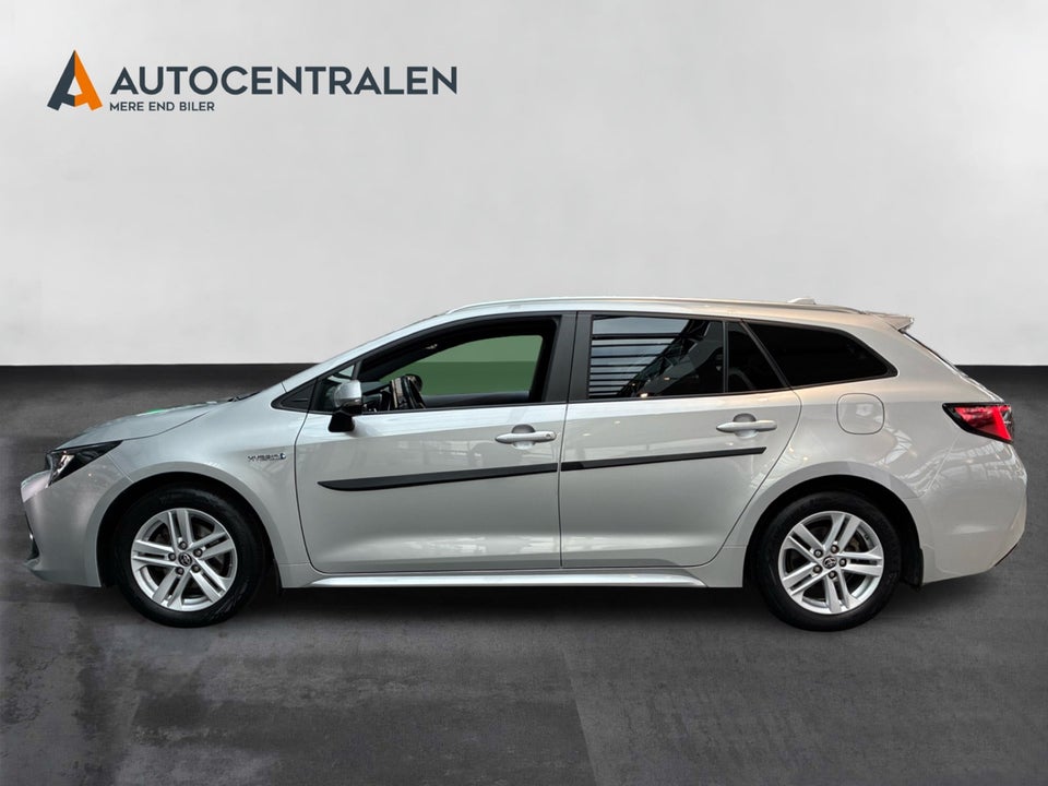 Toyota Corolla 1,8 Hybrid Essential Comfort Touring Sports MDS 5d