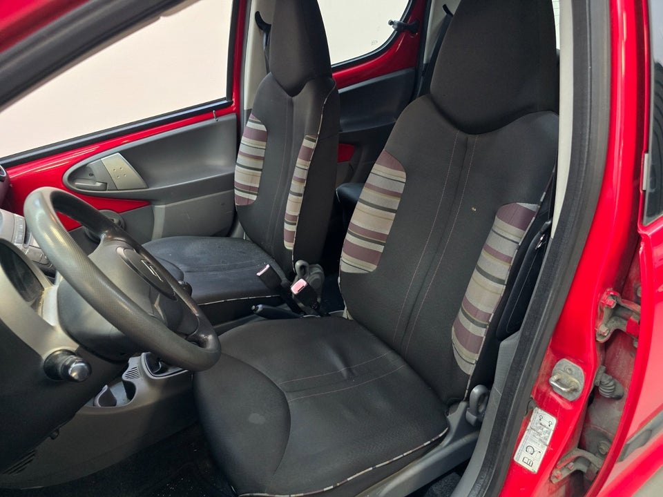 Citroën C1 1,0i SX 5d