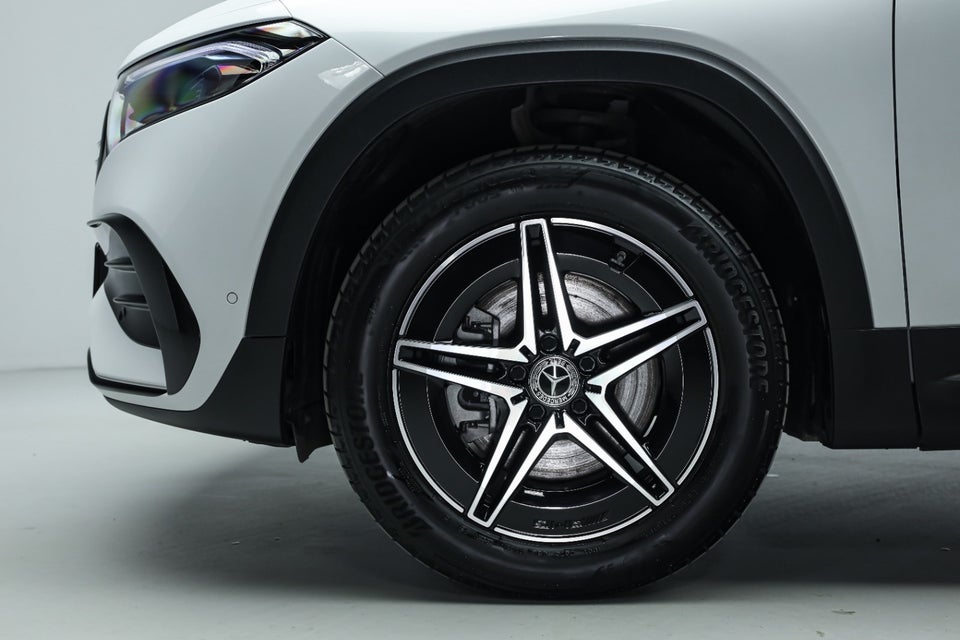 Mercedes EQB350 AMG Line 4Matic 7prs 5d