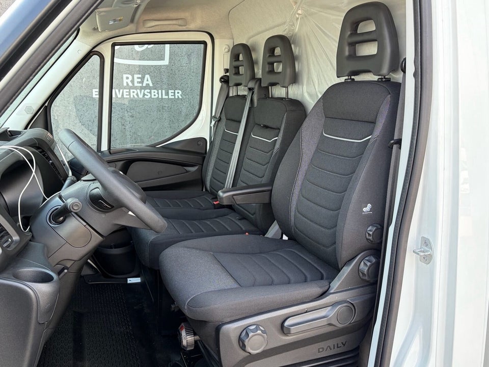 Iveco Daily 3,0 35S18 4100mm Alukasse m/lift AG8
