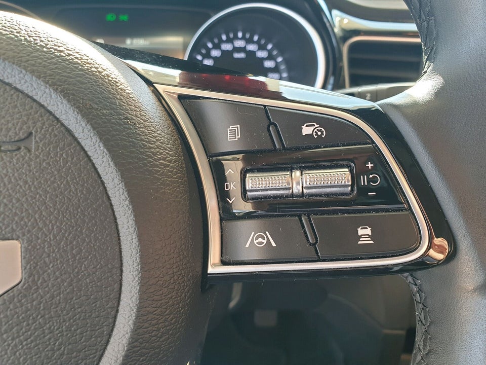 Kia Ceed 1,6 PHEV Prestige SW DCT 5d
