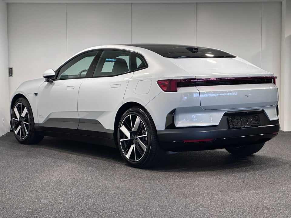 Polestar 4 Long Range AWD 5d