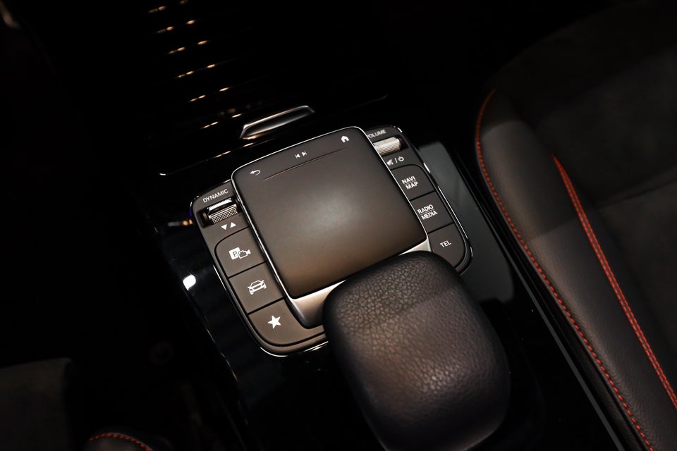 Mercedes A250 e 1,3 AMG Line aut. 5d