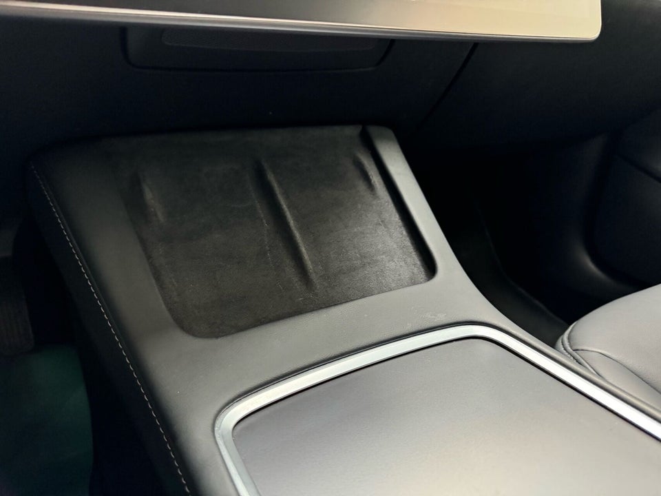 Tesla Model 3 Standard Range+ RWD 4d