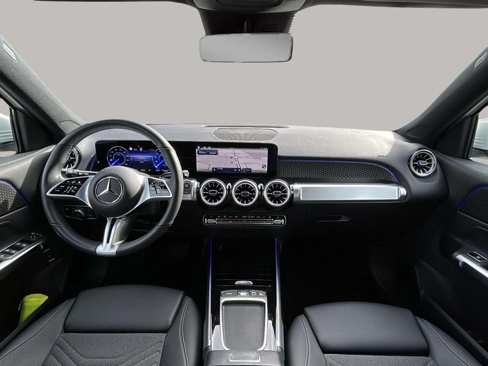 Mercedes EQB250+ Progressive 5d