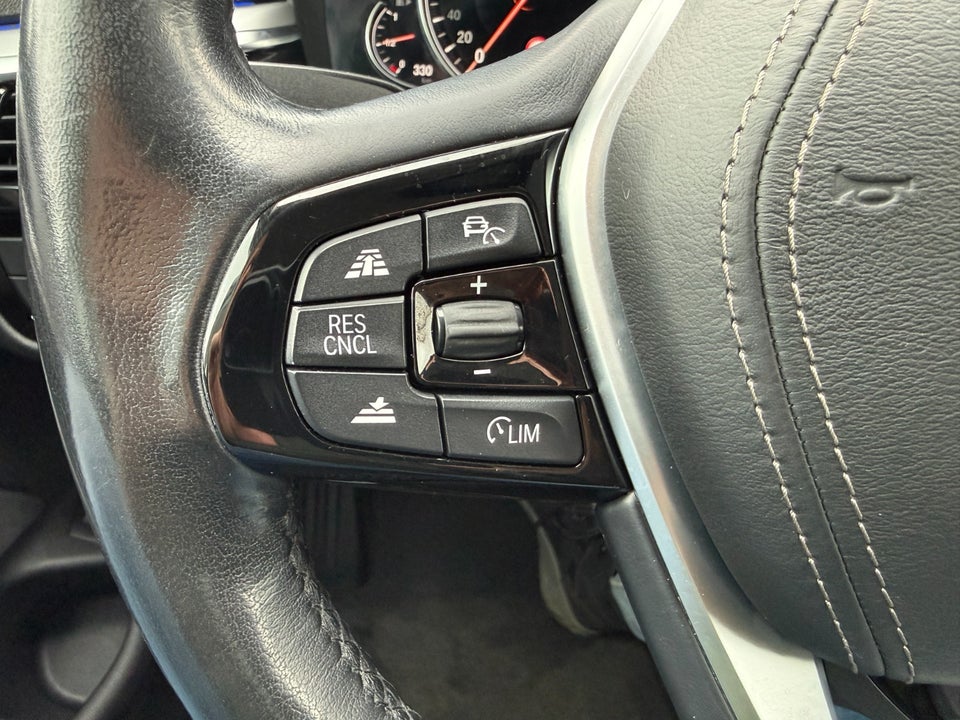 BMW 520i 2,0 Touring aut. 5d