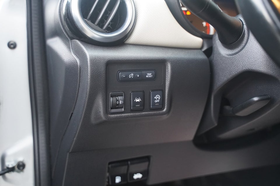 Nissan Micra 1,0 IG-T 100 Acenta 5d