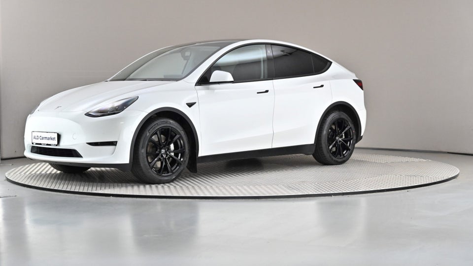 Tesla Model Y Long Range AWD 5d